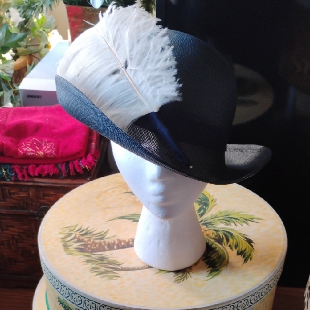 Elegant Navy Hat with White Feather